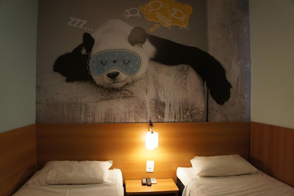 Hotel Dan Inn Sao Carlos By Nacional Inn Exterior photo
