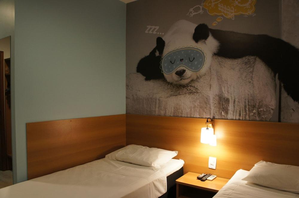 Hotel Dan Inn Sao Carlos By Nacional Inn Exterior photo