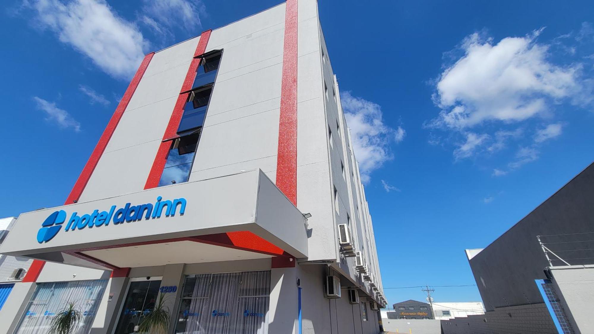 Hotel Dan Inn Sao Carlos By Nacional Inn Exterior photo