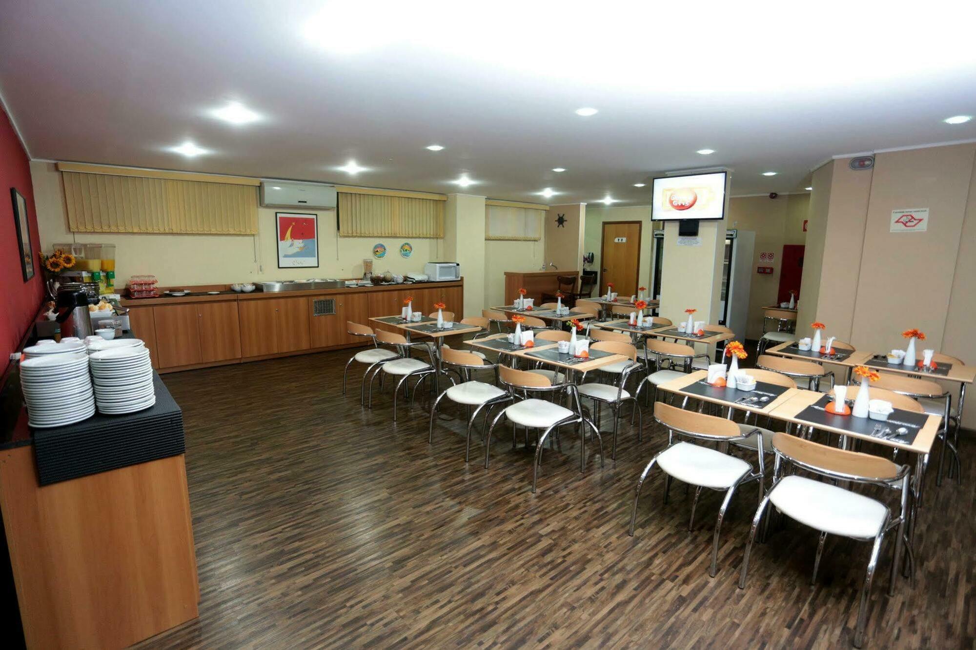 Hotel Dan Inn Sao Carlos By Nacional Inn Exterior photo